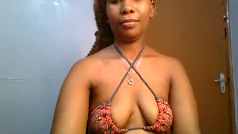 Snapshot of sexie_curvie chatting on 12, 2, 2025 Maggie online show from 12, 2, 2025