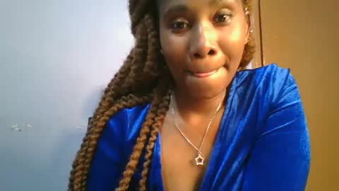 Snapshot of sexie_curvie chatting on 12, 2, 2025 Maggie online show from 12, 2, 2025