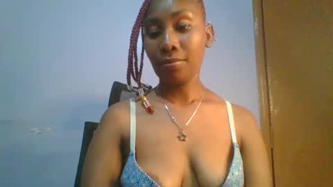 Snapshot of sexie_curvie chatting on 13, 2, 2025 Maggie online show from 13, 2, 2025