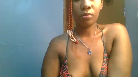 Snapshot of sexie_curvie chatting on 16, 2, 2025 Maggie online show from 16, 2, 2025