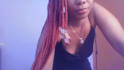 Snapshot of sexie_curvie chatting on 17, 2, 2025 Maggie online show from 17, 2, 2025