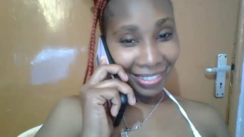 Snapshot of sexie_curvie chatting on 18, 2, 2025 Maggie online show from 18, 2, 2025