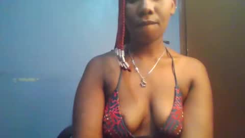 Snapshot of sexie_curvie chatting on 25, 2, 2025 Maggie online show from 25, 2, 2025