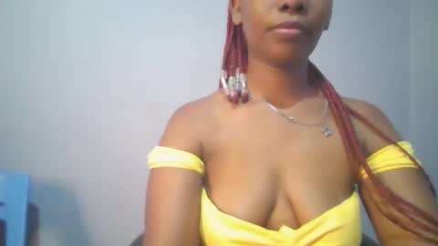 Snapshot of sexie_curvie chatting on 8, 3, 2025 Maggie online show from 8, 3, 2025