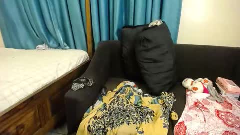 Snapshot of sexie_desire chatting on 3, 2, 2026 Mari online show from 3, 2, 2026