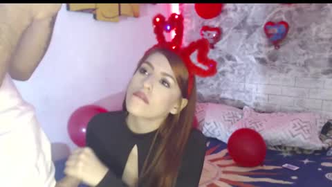 Snapshot of sexincompany chatting on 15, 2, 2025 monserat y thony online show from 15, 2, 2025