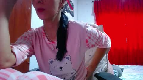Snapshot of sexmilkdirty chatting on 13, 12, 2025 sexmilkdirty online show from 13, 12, 2025