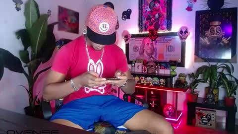 Aharon  ravelo online show from 12, 7, 2026