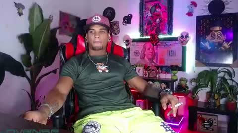 Aharon  ravelo online show from 15, 7, 2026