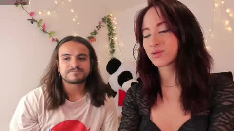 Snapshot of sextape_couple chatting on 1, 10, 2025 Ask me  online show from 1, 10, 2025
