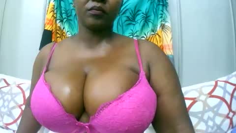 sexxi_ebony online show from 18, 12, 2025