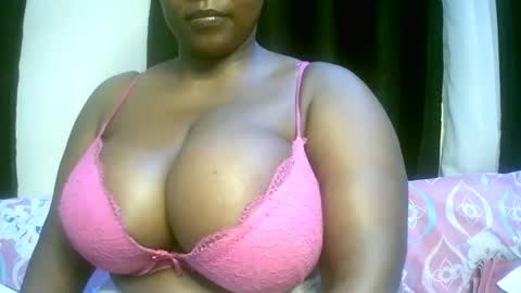 sexxi_ebony online show from 2, 4, 2026