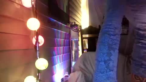 Leeah CloudZzz online show from 28, 9, 2025