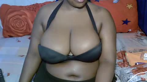 Snapshot of sexxy_brii chatting on 29, 10, 2025 sexxy_brii online show from 29, 10, 2025