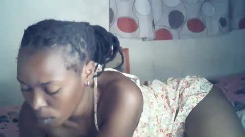 sexxy_curvy23 online show from 8, 1, 2026