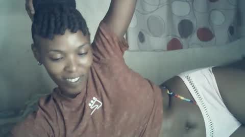 Snapshot of sexxy_curvy23 chatting on 8, 2, 2026 sexxy_curvy23 online show from 8, 2, 2026