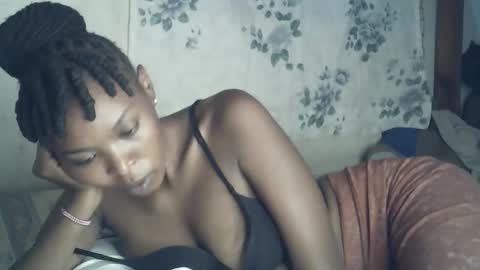 Snapshot of sexxy_curvy23 chatting on 22, 2, 2026 sexxy_curvy23 online show from 22, 2, 2026