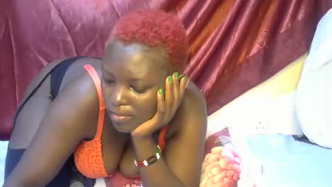 Snapshot of sexxy_triza chatting on 22, 9, 2025 triza online show from 22, 9, 2025