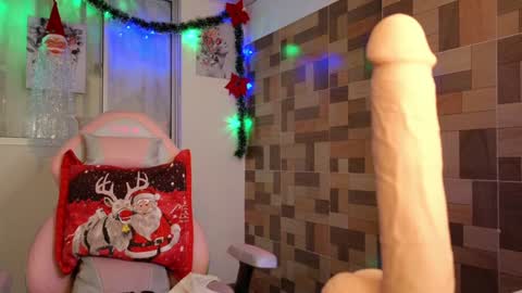  Angie   online show from 20, 12, 2024