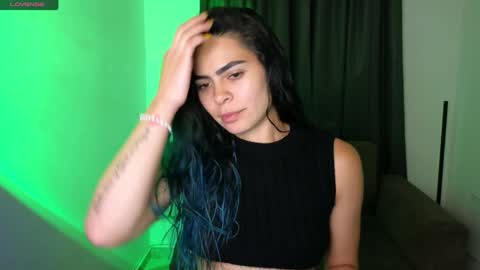 Snapshot of sexxylady__ chatting on 27, 4, 2026 Angie online show from 27, 4, 2026