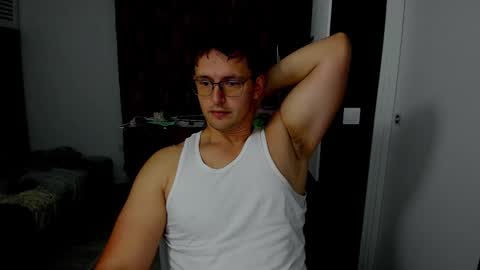 Snapshot of sexxymuscles4u chatting on 13, 10, 2025 Sexxymuscles4U online show from 13, 10, 2025