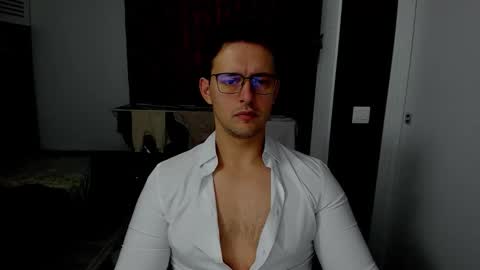 Snapshot of sexxymuscles4u chatting on 25, 11, 2025 Sexxymuscles4U online show from 25, 11, 2025