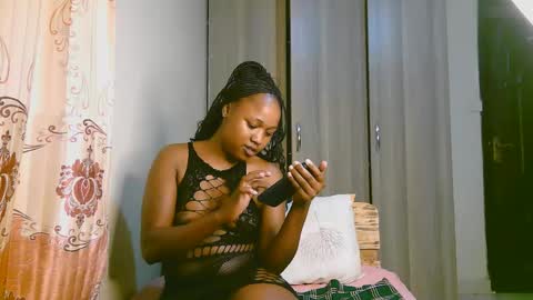 Snapshot of sexy_ariana_2 chatting on 24, 11, 2025 Ariana online show from 24, 11, 2025