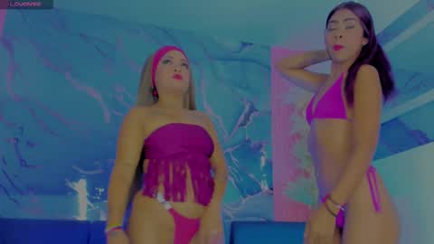 Snapshot of sexy_bitches_bisex chatting on 3, 11, 2025 Zara and Leidy online show from 3, 11, 2025