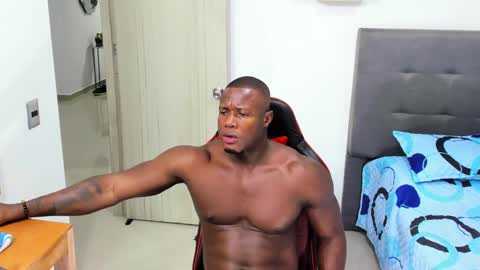 Snapshot of sexy_blackman chatting on 27, 2, 2025 sexy blackman online show from 27, 2, 2025