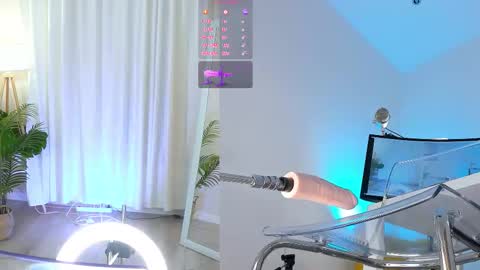 Snapshot of sexy_blonde_doll chatting on 15, 11, 2025 Lina online show from 15, 11, 2025