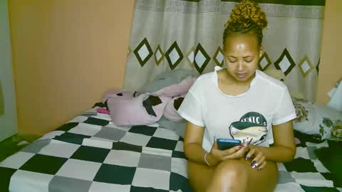 sexy_bluegirl online show from 24, 10, 2025