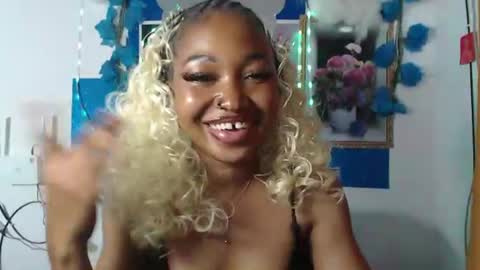 Snapshot of sexy_bluey247 chatting on 8, 7, 2026 sexy_bluey247 online show from 8, 7, 2026