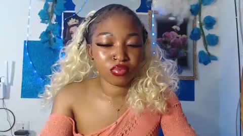 Snapshot of sexy_bluey247 chatting on 15, 7, 2026 sexy_bluey247 online show from 15, 7, 2026