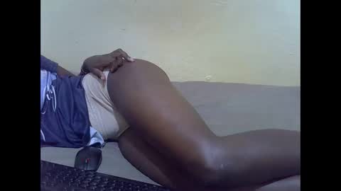 sexy_claude96 online show from 5, 12, 2025