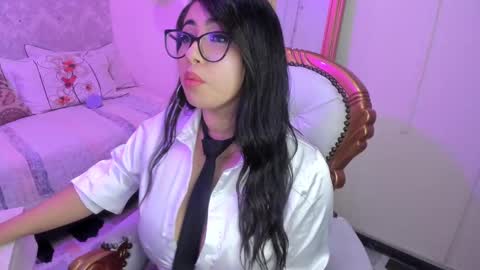  C R I S T A L  online show from 8, 3, 2025