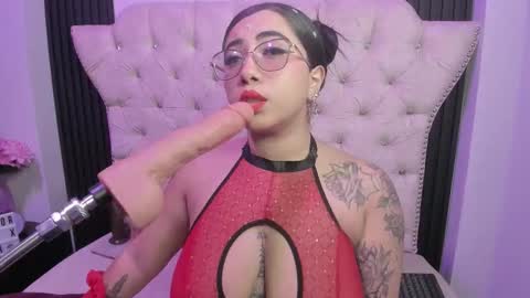  C R I S T A L  online show from 6, 3, 2026