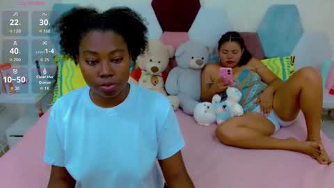 sexy_duo_girl online show from 22, 5, 2026