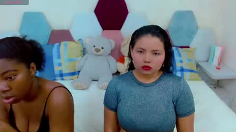 sexy_duo_girl online show from 12, 6, 2026