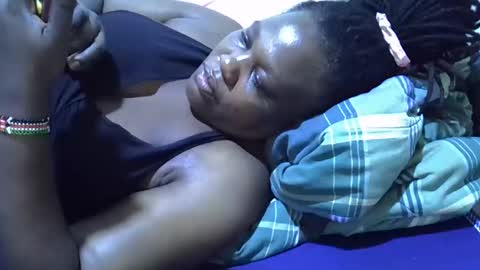 Snapshot of sexy_ebony254 chatting on 28, 9, 2025 sexy_ebony254 online show from 28, 9, 2025