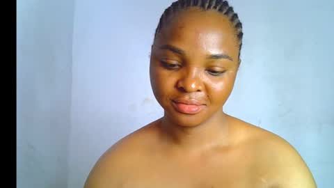 Clara online show from 4, 12, 2025