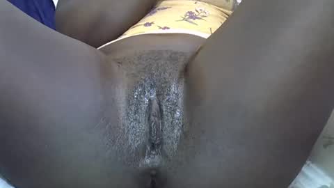 Snapshot of sexy_esther92 chatting on 5, 3, 2025 sexy_esther92 online show from 5, 3, 2025