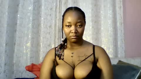 Snapshot of sexy_helle chatting on 13, 7, 2026 sexy_helle online show from 13, 7, 2026