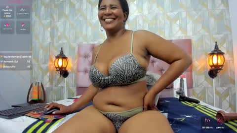 Snapshot of sexy_hot_mature chatting on 9, 3, 2025 lina online show from 9, 3, 2025