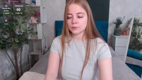 Snapshot of sexy_jenny18 chatting on 5, 3, 2025 Jennifer online show from 5, 3, 2025