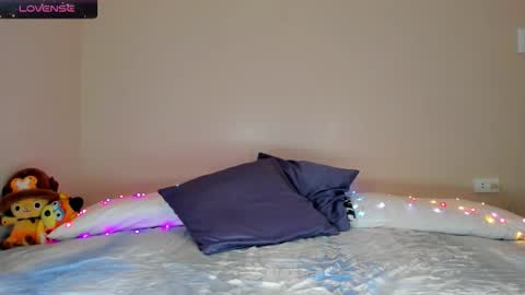 Snapshot of sexy_kimberlyxx chatting on 12, 11, 2025 BABY KIMMY 3 online show from 12, 11, 2025