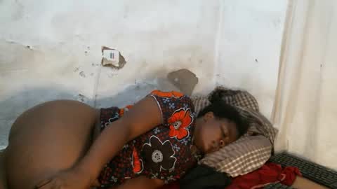 sexy_lunah online show from 24, 10, 2025