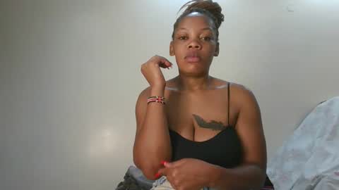 sexy_lyna online show from 5, 2, 2026