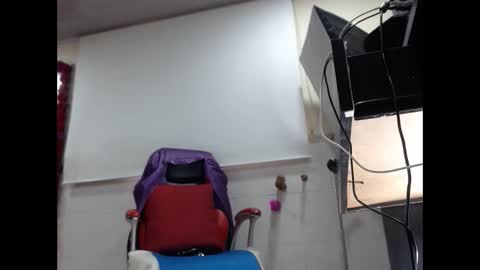 Snapshot of sexy_mature_hot01 chatting on 24, 9, 2025 MARIPOSA online show from 24, 9, 2025