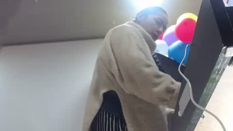 Snapshot of sexy_mature_hot01 chatting on 25, 10, 2025 MARIPOSA online show from 25, 10, 2025