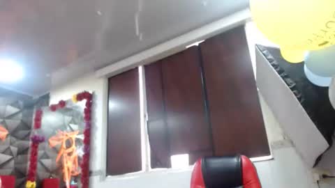 Snapshot of sexy_mature_hot01 chatting on 29, 10, 2025 MARIPOSA online show from 29, 10, 2025